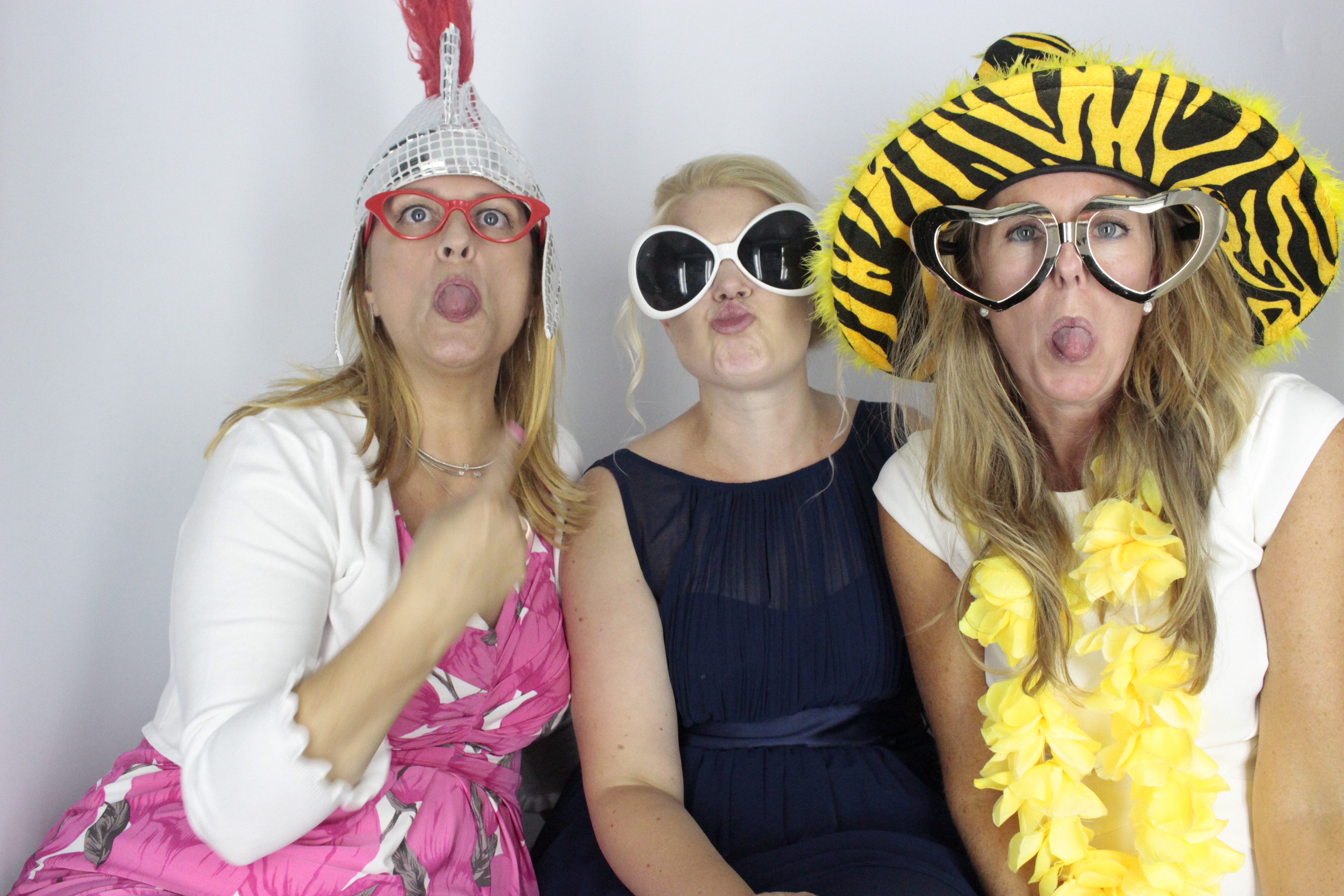  Heather & Daniel's Wedding | View more photos from the event at gallery.myphotoboothexperience.co.uk/u/MyPhotoBoothExperienceLtd/Heather-Daniels-Wedding